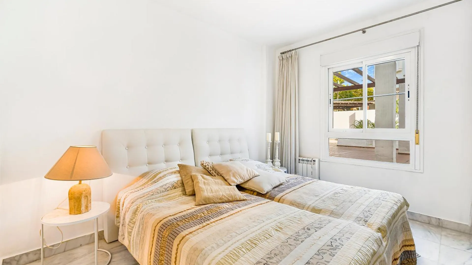 Las Adelfas Beach San Pedro Daire Marbella