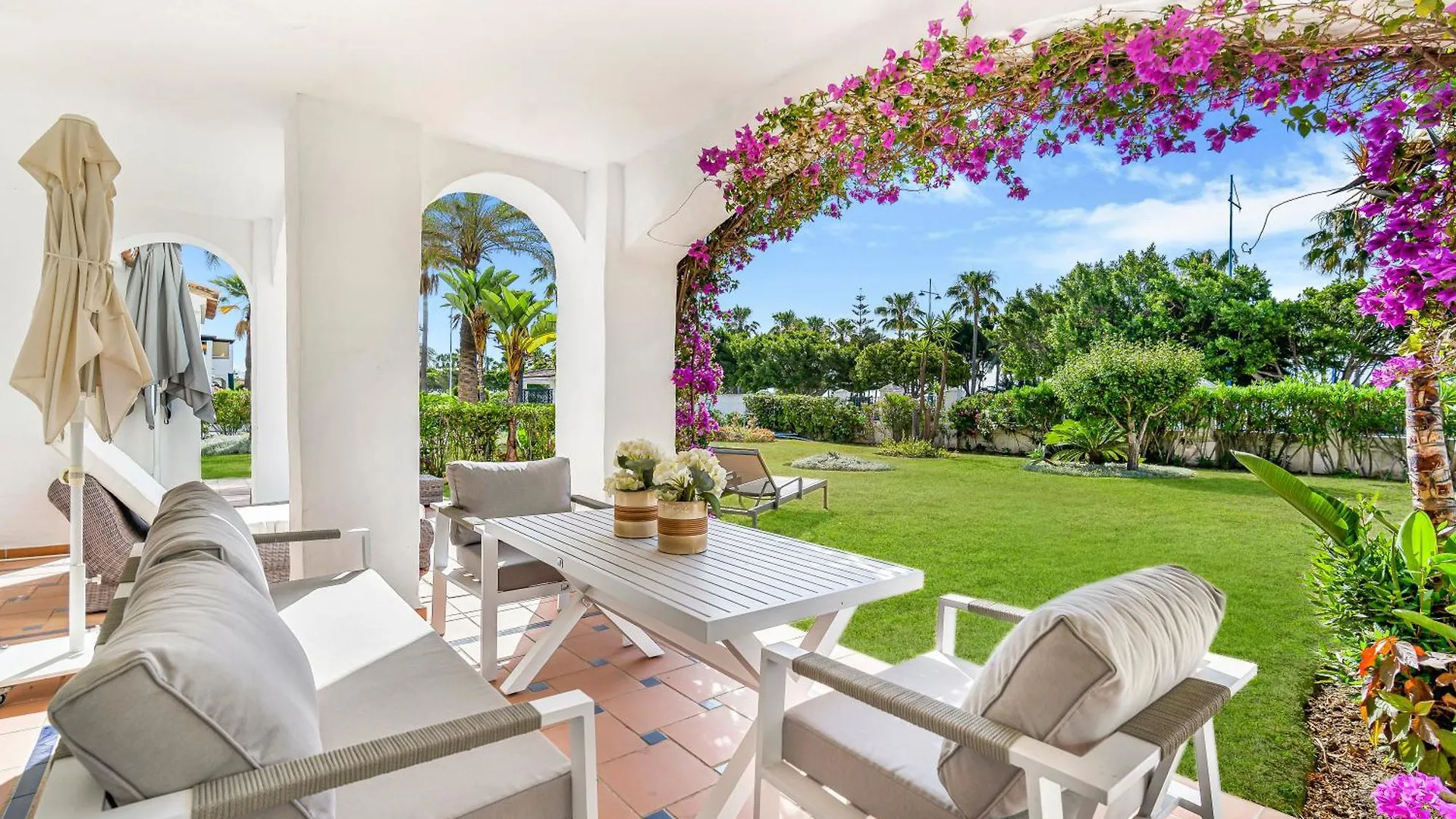 Las Adelfas Beach San Pedro Daire Marbella İspanya